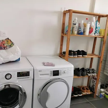 Maison Chaleureuse, Tout Equipe, 1 Chambre Lit Deux Place * Jardres